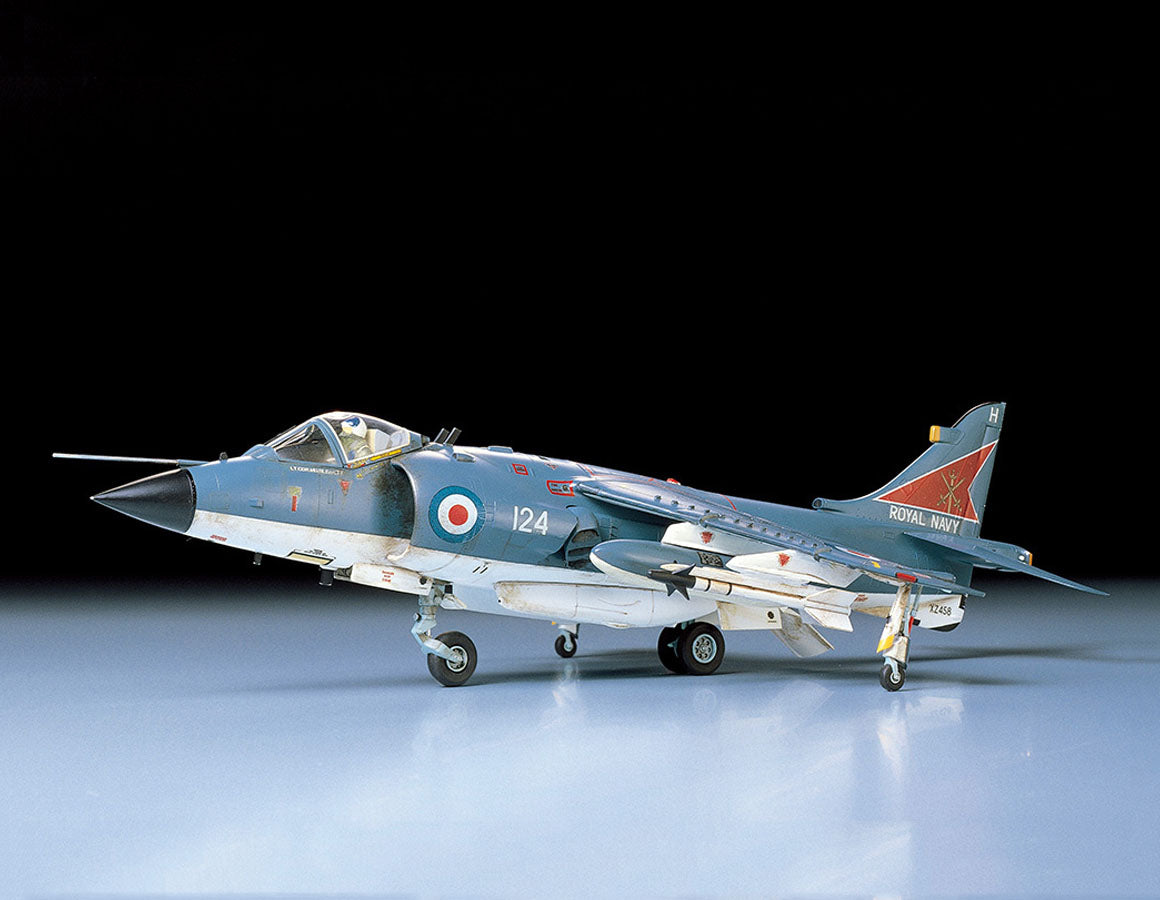 Royal Navy Hawker Sea Harrier FRS1 Scale 1/48 – Navy Wings Flight Store